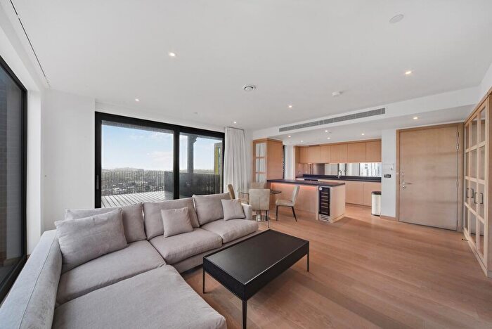 2 Bedroom Apartment To Rent In Viaduct Gardens London, SW11