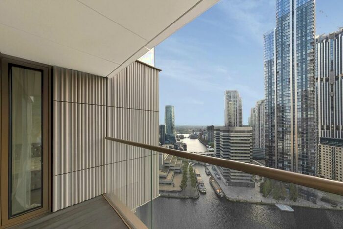 2 Bedroom Apartment To Rent In One Park Drive, Canary Wharf, E14