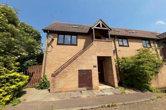 2 Bedroom Flat To Rent In Page Court, Ely, CB7