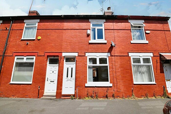 2 Bedroom Terraced House For Sale In Wychbury Street, Salford, M6