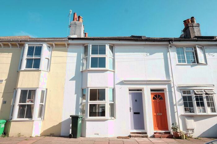 3 Bedroom Terraced House To Rent In Toronto Terrace, Brighton, BN2