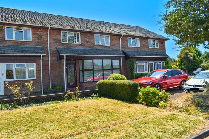 4 Bedroom Terraced House To Rent In Crossways, Everton, Lymington, SO41