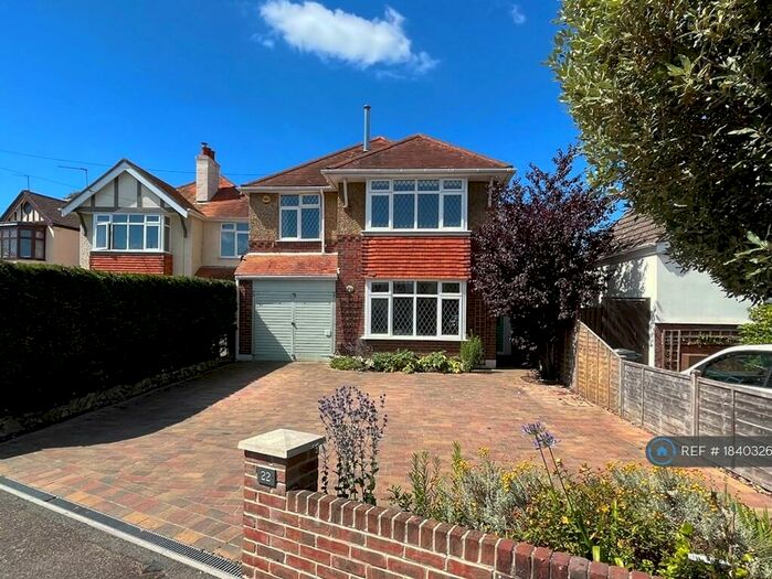 4 Bedroom Detached House To Rent In Saxonbury Road, Bournemouth, BH6