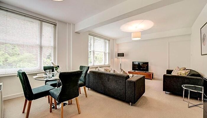 1 Bedroom Flat To Rent In Hill Street, Mayfair, London, W1J