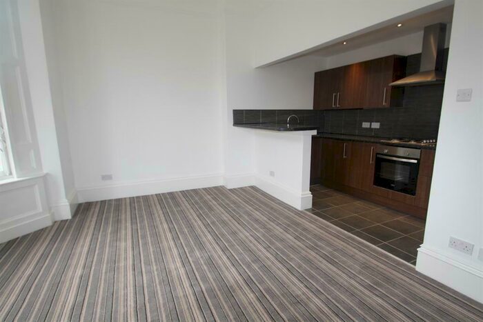 2 Bedroom Flat To Rent In Huskisson Street, Georgian Quarter, L8