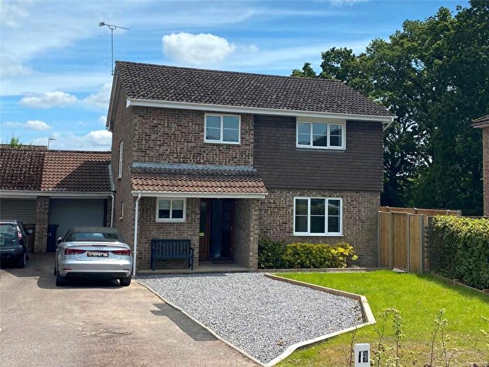 4 Bedroom Detached House To Rent In Barnes Close, West Wellow, Romsey, Hampshire, SO51