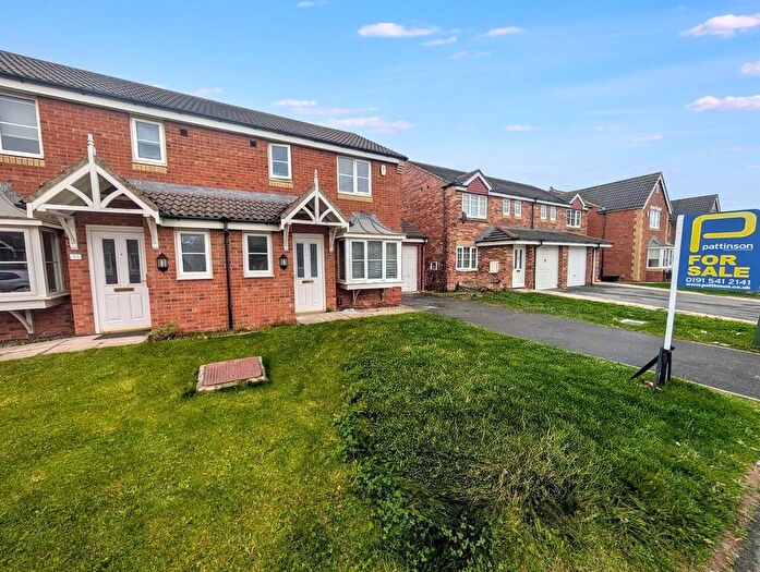 3 Bedroom Semi-Detached House For Sale In Sedgewick Close, Hartlepool, TS24