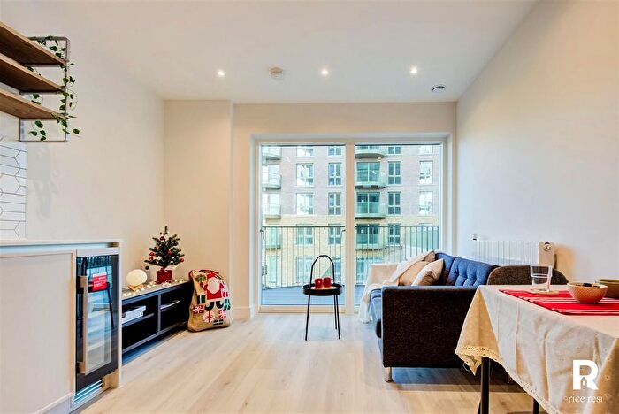 1 Bedroom Flat To Rent In Astell Road, London, SE3