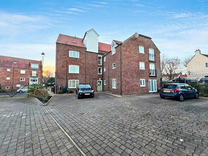2 Bedroom Flat For Sale In Sheraton House, Blandford Close, Stockton-On-Tees, TS20