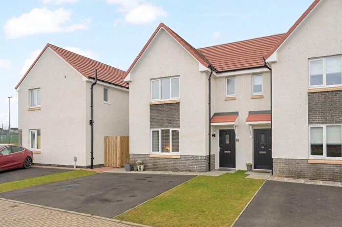 3 Bedroom Semi Detached House For Sale In Pit Lane, Dunfermline, KY12