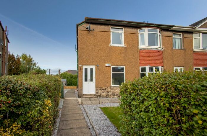3 Bedroom Flat To Rent In Arbroath Avenue, Glasgow, G52