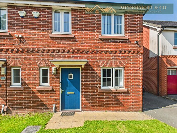 3 Bedroom Semi-detached House For Sale In Olive Crescent, Chadderton, OL9
