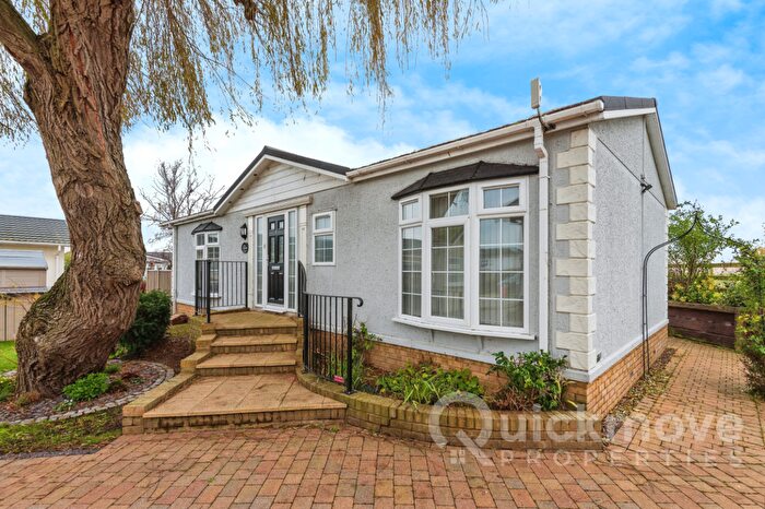 2 Bedroom Park Home For Sale In Reculver, Herne Bay, Kent, CT6