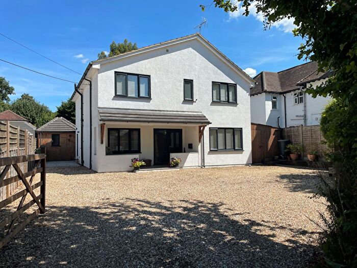 5 Bedroom Detached House For Sale In Chequers Lane, Eversley, Hook, RG27