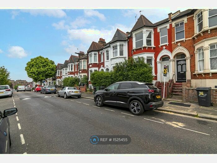 4 Bedroom Terraced House To Rent In Beresford Road, London, N8