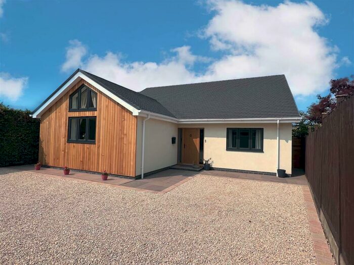 4 Bedroom Detached House For Sale In Chapel Lane, Cosby, Leicester, LE9