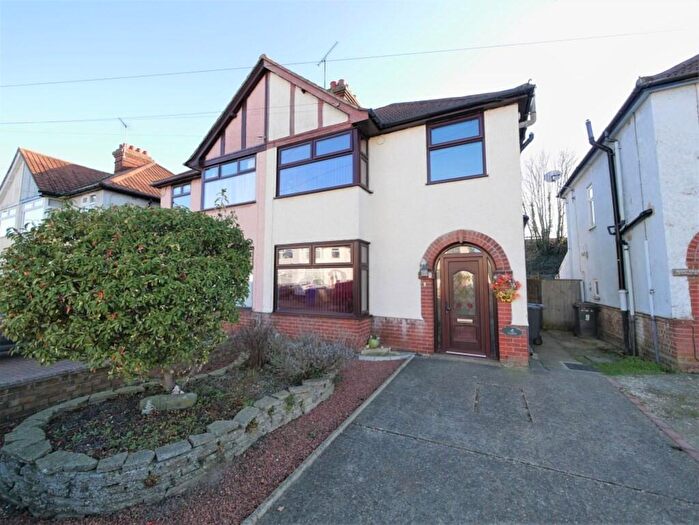3 Bedroom Semi Detached House For Sale In Eustace Road, Ipswich, Suffolk, IP1