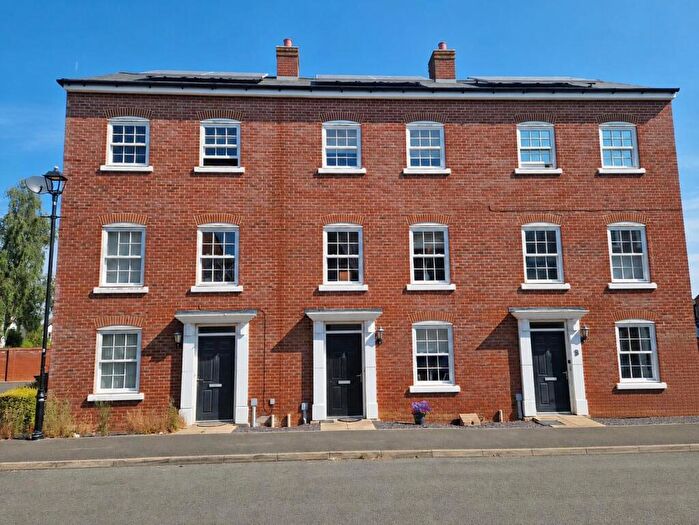 3 Bedroom Terraced House For Sale In Broad Mead Avenue, Great Denham, Bedford, MK40