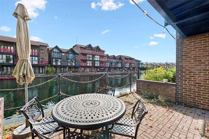 4 Bedroom Terraced House To Rent In Lovegrove Walk, London, E14