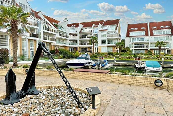 3 Bedroom Flat For Sale In Hamworthy, BH15