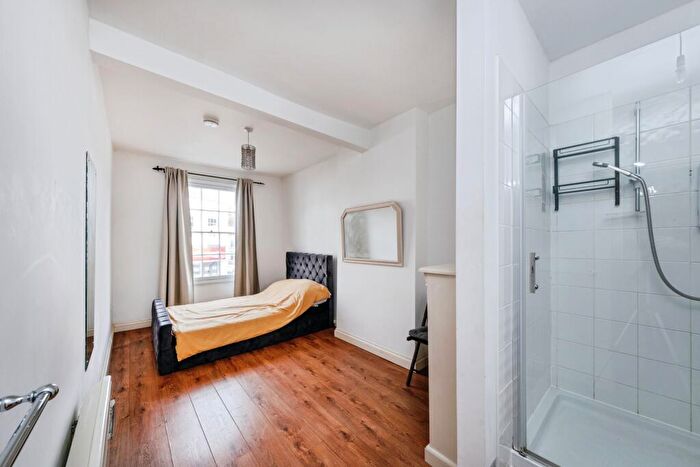 Apartment To Rent In West Street, MK18