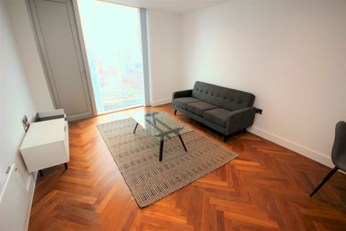 2 Bedroom Apartment To Rent In Deansgate Square, Owen Street Manchester, M15