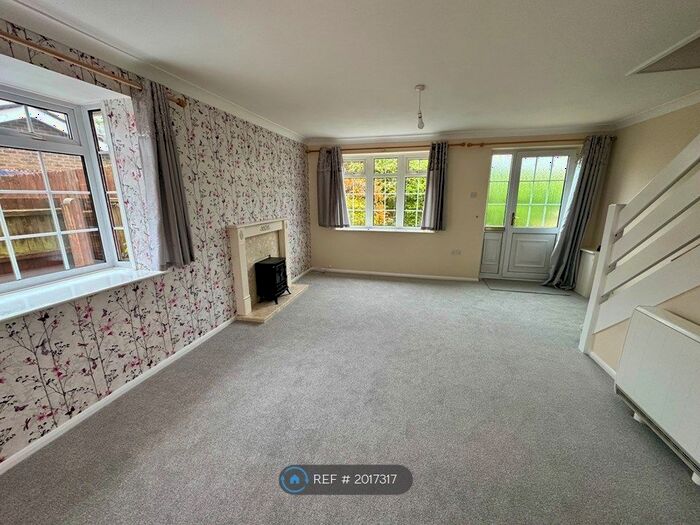 3 Bedroom End Of Terrace House To Rent In Owls Road, Verwood, BH31