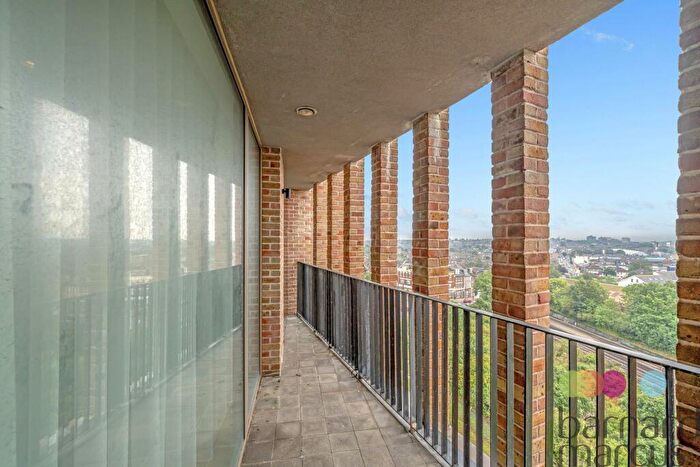 2 Bedroom Apartment To Rent In Oberman Road, London, NW10