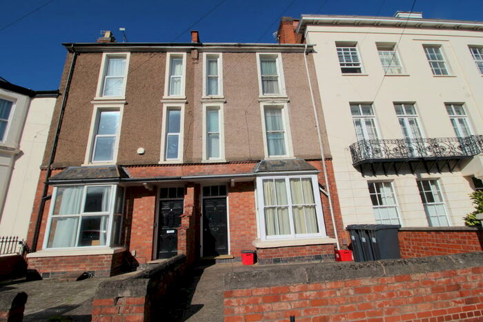 6 Bedroom Terraced House To Rent In Charlotte Street, Leamington Spa, CV31