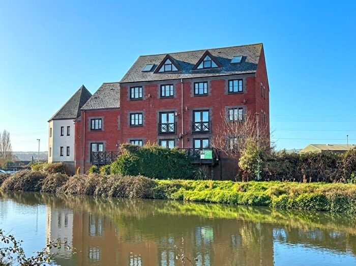 2 Bedroom Flat For Sale In River Meadows, Water Lane, EX2