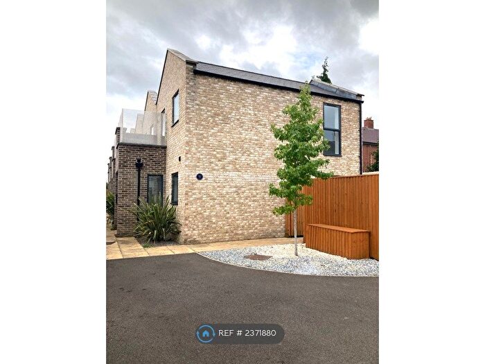 2 Bedroom End Of Terrace House To Rent In Cheltenham, Cheltenham, GL51