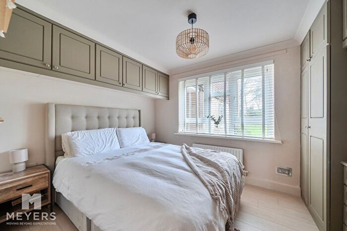 1 Bedroom Flat For Sale In Selkirk Close, Wimborne, BH21