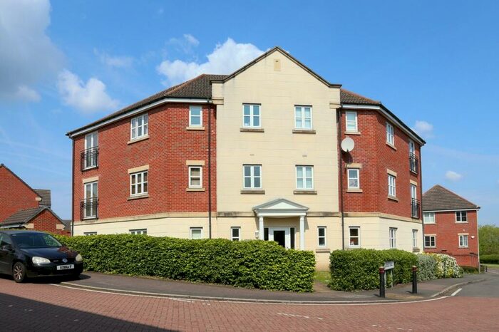 2 Bedroom Flat To Rent In Carty Road, Leicester, LE5