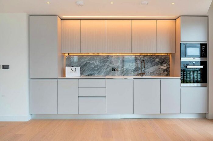 1 Bedroom Flat To Rent In White City, Shepherd's Bush, London W12