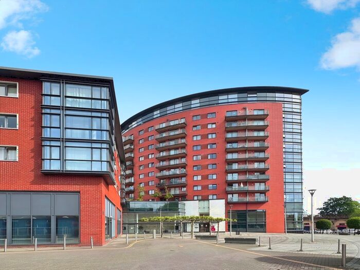 2 Bedroom Flat To Rent In Marconi Plaza, Chelmsford, CM1