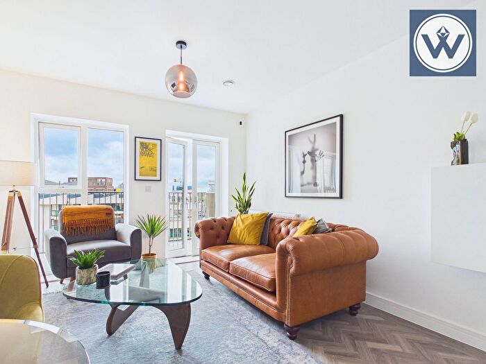 1 Bedroom Flat For Sale In Bluenote Apartments, Hayes, UB3