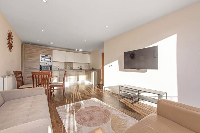 2 Bedroom Flat For Sale In Letchworth Road, Stanmore, , Stanmore, HA7