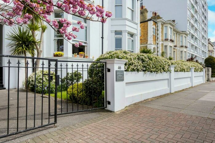 2 Bedroom Apartment To Rent In Clarence Parade, Southsea, PO5