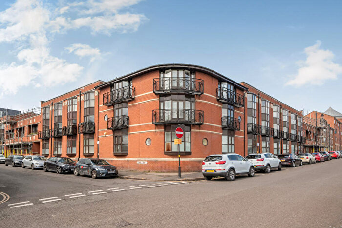 2 Bedroom Apartment For Sale In Livery Street, Birmingham, B3