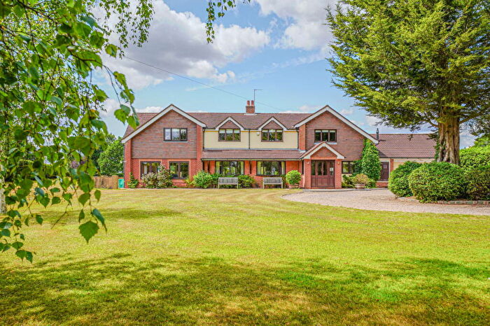 5 Bedroom Detached House For Sale In Malthouse Lane, Earlswood, B94