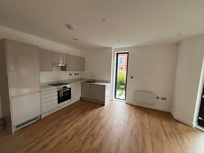 1 Bedroom Flat To Rent In Thackeray Lane, Godalming, Surrey, GU7