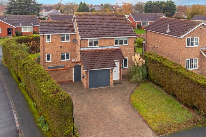 4 Bedroom Detached House For Sale In Mayfield Road, Brayton, Selby, YO8