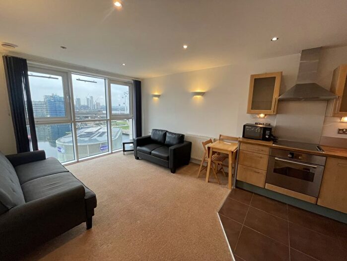 1 Bedroom Flat To Rent In Adriatic Apartments, Western Gateway, London, E16