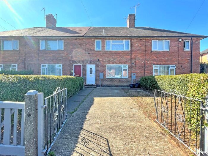 3 Bedroom Terraced House To Rent In Westleigh Road, Strelley, Nottingham, NG8