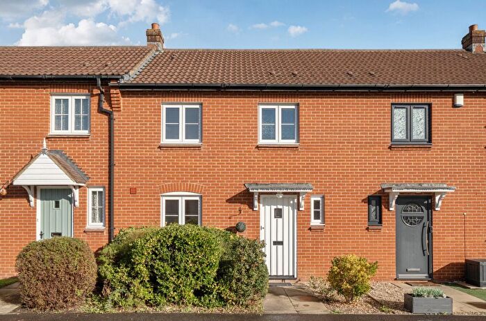 3 Bedroom Terraced House For Sale In Carnival Close, Ilminster, Somerset, TA19