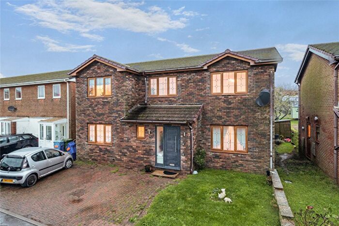 4 Bedroom Detached House For Sale In Plas Edwards, Tywyn, Gwynedd, LL36