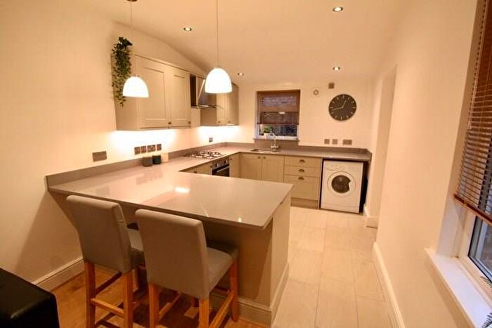 5 Bedroom Terraced House To Rent In £ Pppw, See Video Tour, Rusholme Place, Rusholme, M14