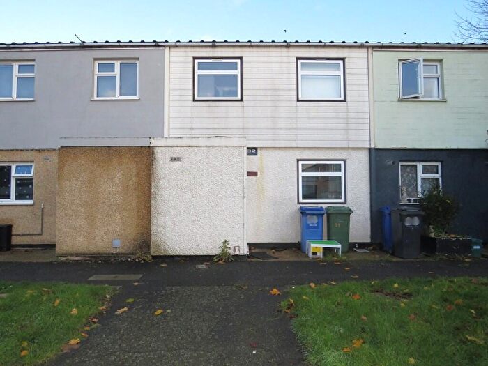 3 Bedroom Terraced House For Sale In Rosemary Close, South Ockendon, Essex, RM15