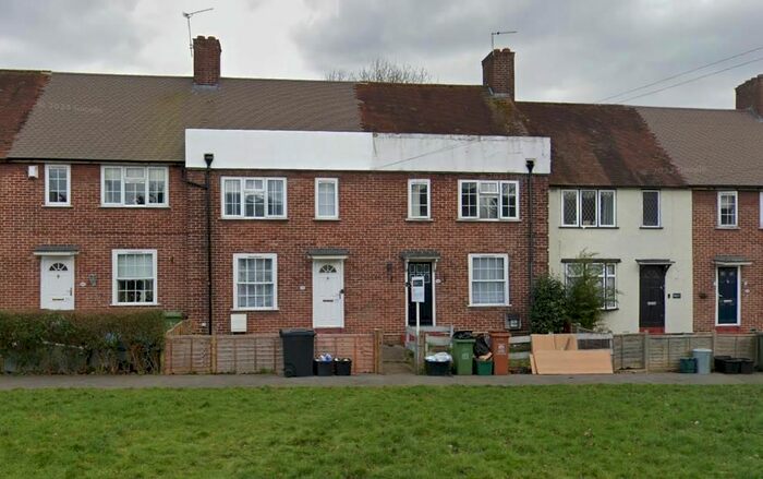 2 Bedroom Property To Rent In Dunkery Road, London, SE9