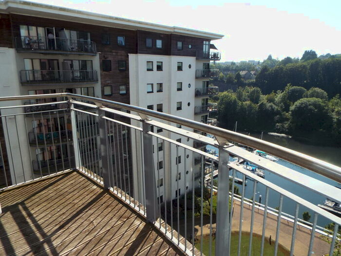 2 Bedroom Apartment To Rent In Roma, Victoria Wharf, Cardiff, CF11